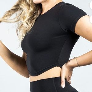 Buffbunny Live Crop tee size S